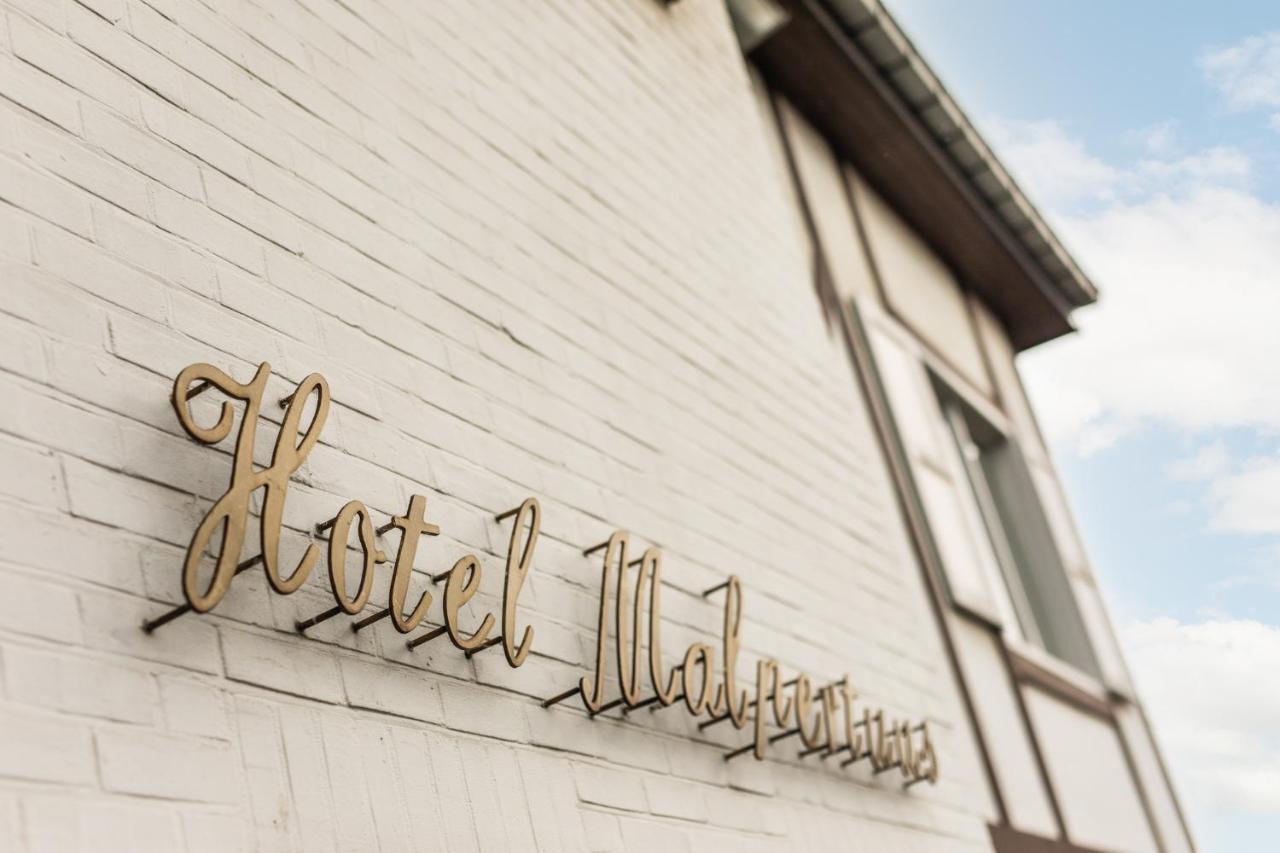Hotel Malpertuus Riemst Exterior foto